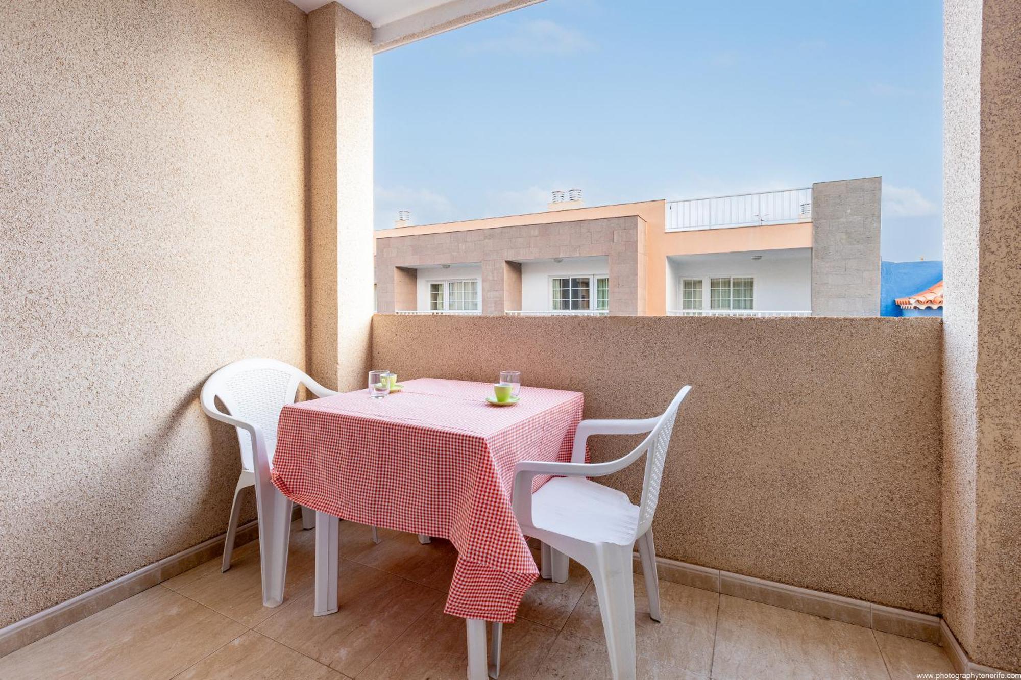 2a Abrigos, Wifi Y Balcon