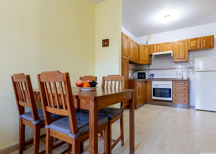 2A Apartamento Abrigos, Wifi Y Balcon